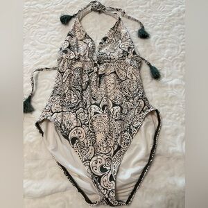 Vince Camuto cut out Paisley Oasis Tapestry Plunge halter One-Piece Swimsuit 10